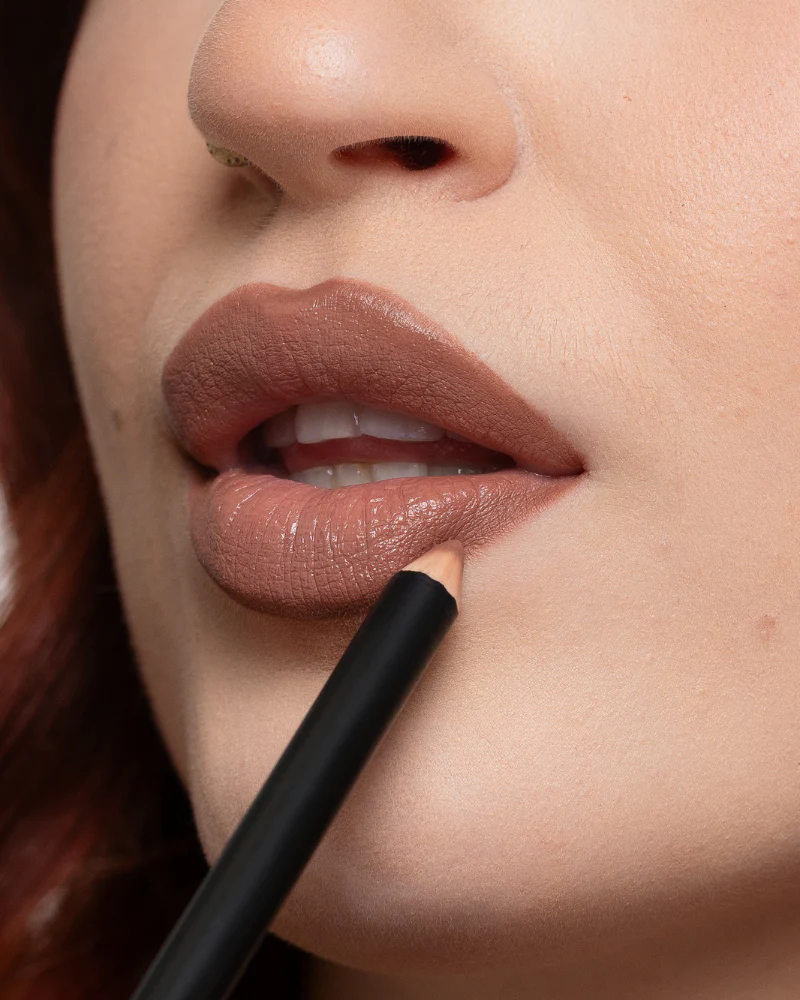 Low Rise Lip Liner - Image 3